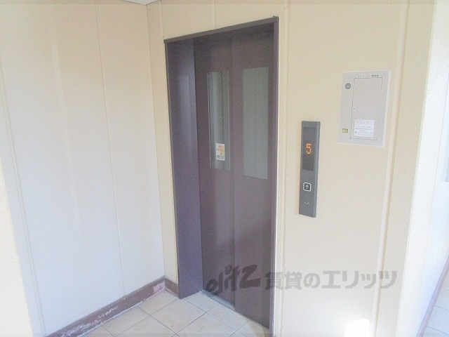 その他　エレベーター