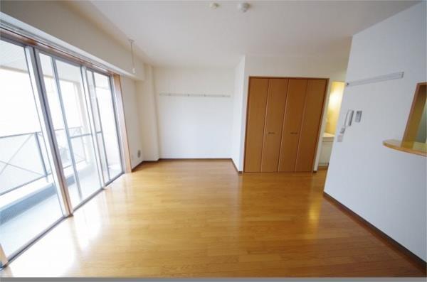 居室・リビング　類似室内