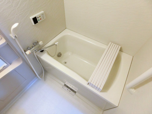 バス・シャワールーム　追い焚き付き