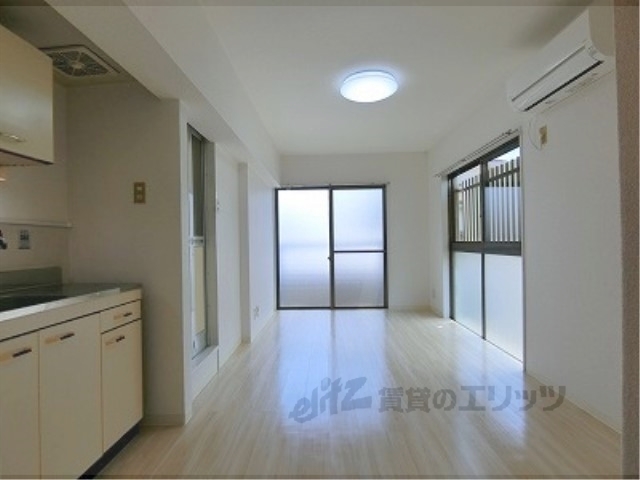 居室・リビング　洋室