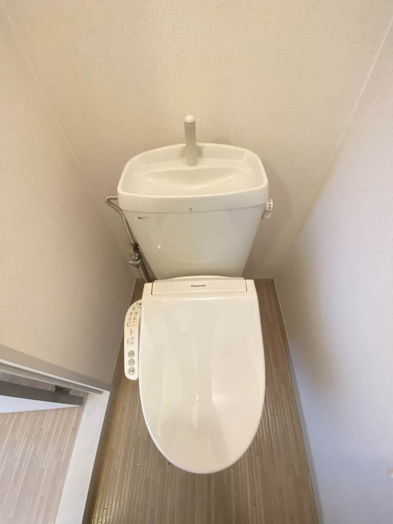 トイレ　トイレ