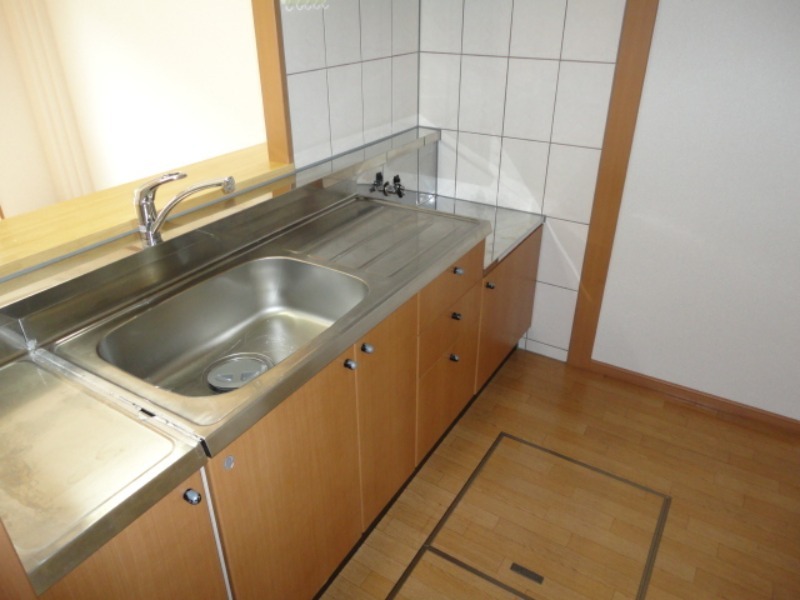 キッチン　図面と現状に相違がある場合には現状を優先