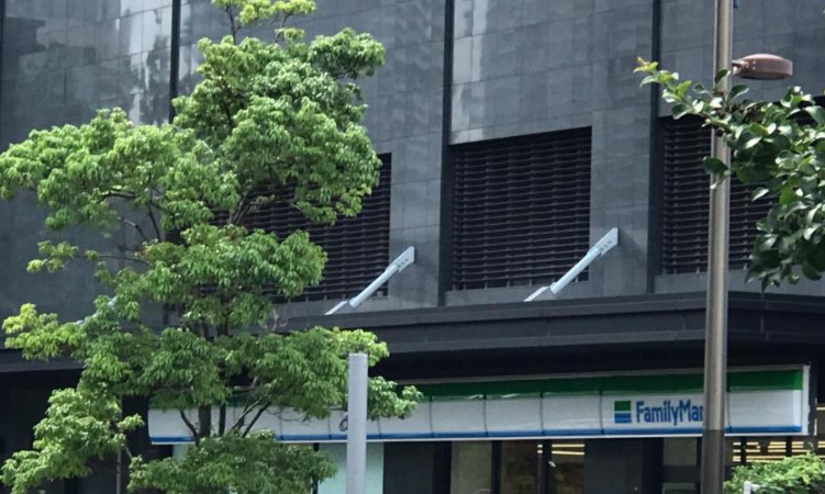 コンビニ　ファミリーマート江東有明店（コンビニ）まで80m