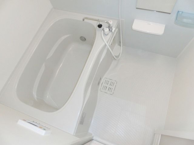 バス・シャワールーム　追焚付きのバス