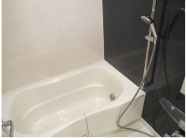 バス・シャワールーム　お風呂で日々の疲れを落としましょう