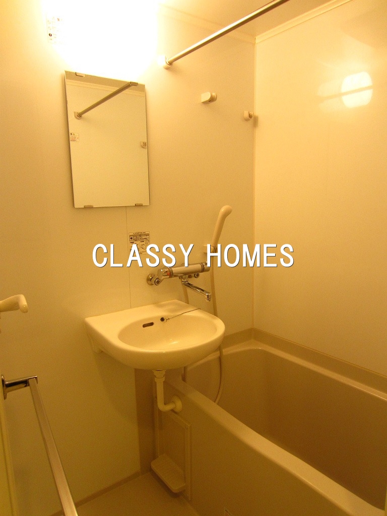 バス・シャワールーム　2006年竣工　セルカディア港区芝浦：バス