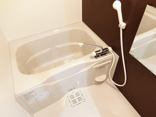 バス・シャワールーム　同型使用写真！