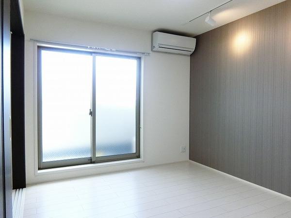 居室・リビング　同型使用写真！