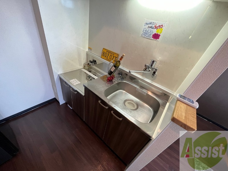 キッチン　キッチンはスペースも広々していて使いやすそうですよ！