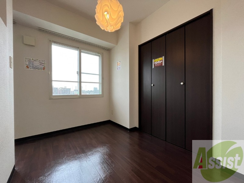 その他部屋・スペース　寝室です。二部屋をどう使うかはあなた次第です！