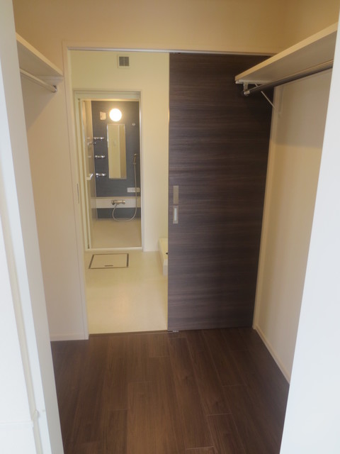 収納　★オシャレなウォークスルークローゼット★