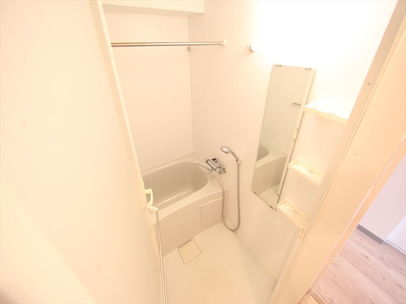 バス・シャワールーム　バスルーム　浴室暖房乾燥機付き