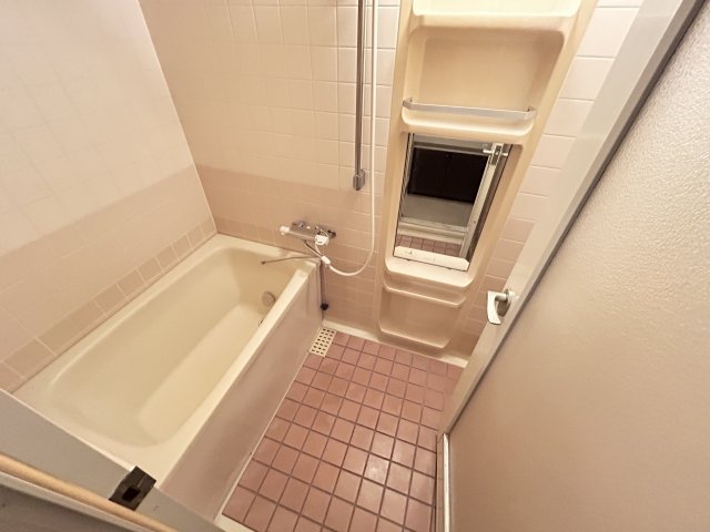 バス・シャワールーム　別号室参考写真です。