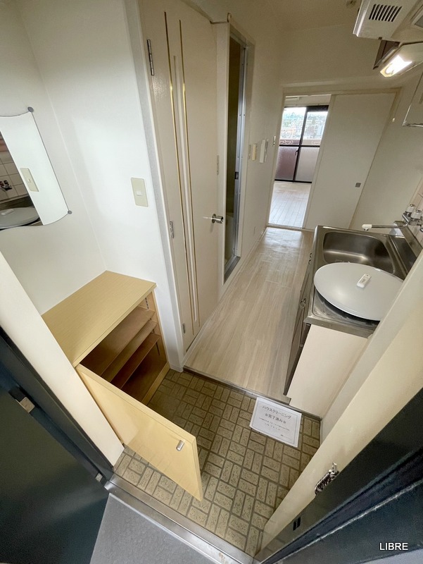 玄関　シューズボックス完備！