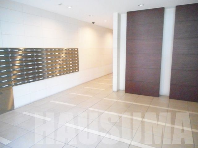 エントランス　メールボックス