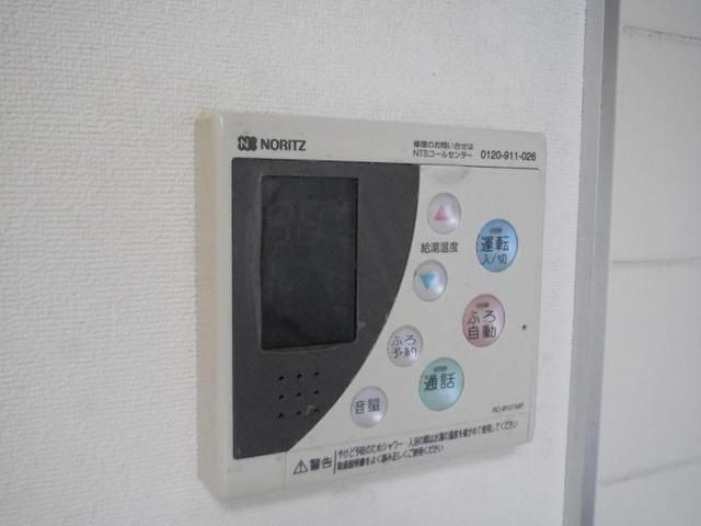 その他設備　給湯機