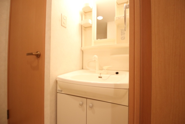 洗面設備　※別室の参考写真の為、現況優先です。