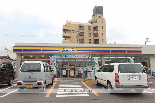 コンビニ　ミニストップ高松築地町店（コンビニ）まで204m