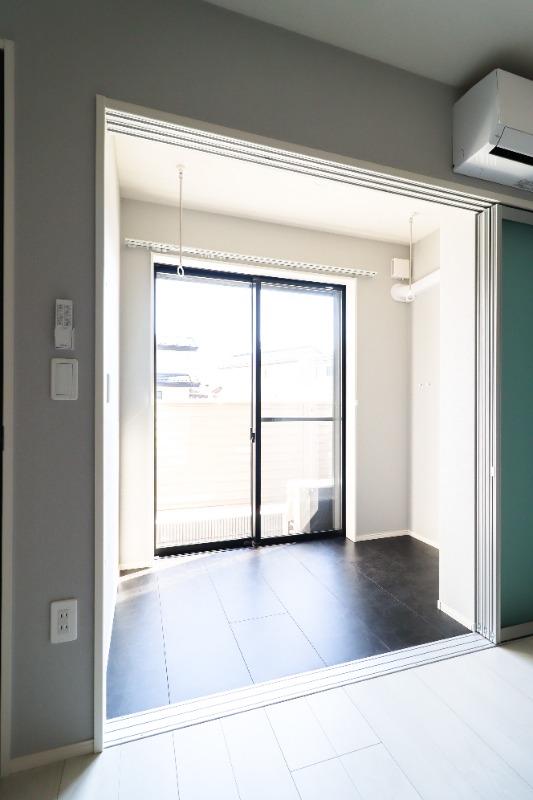 バルコニー　図面と現状に相違がある場合には現状を優先