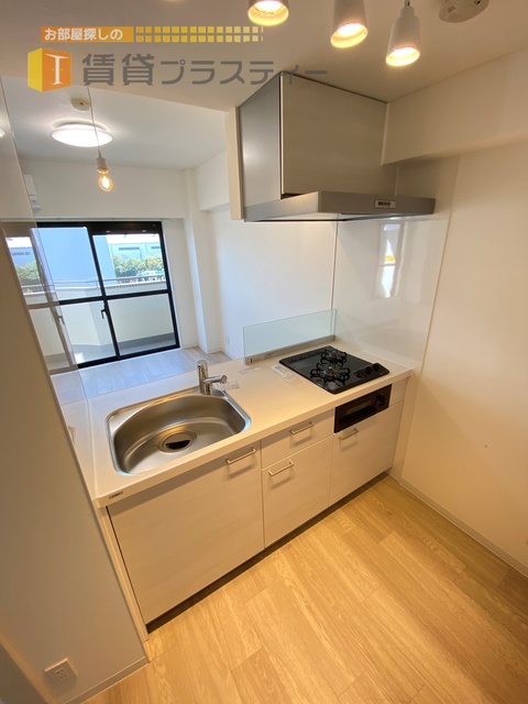 キッチン　オープンキッチン、ガスコンロ２口