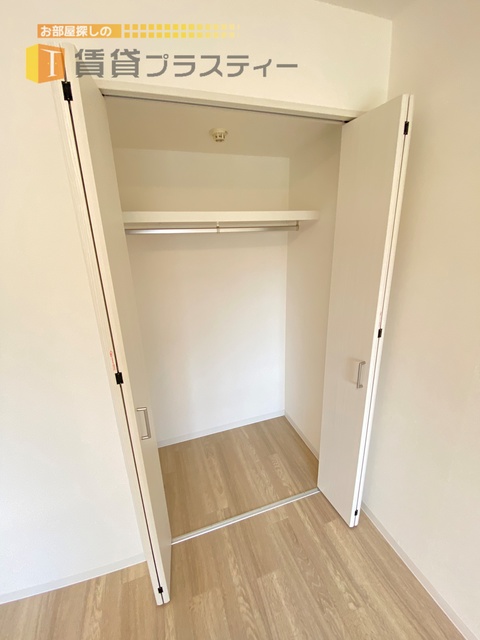 収納　各洋室に収納あります