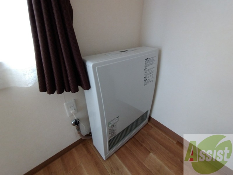 その他設備　こちらは暖房が設置されてました、寒い冬も安心！