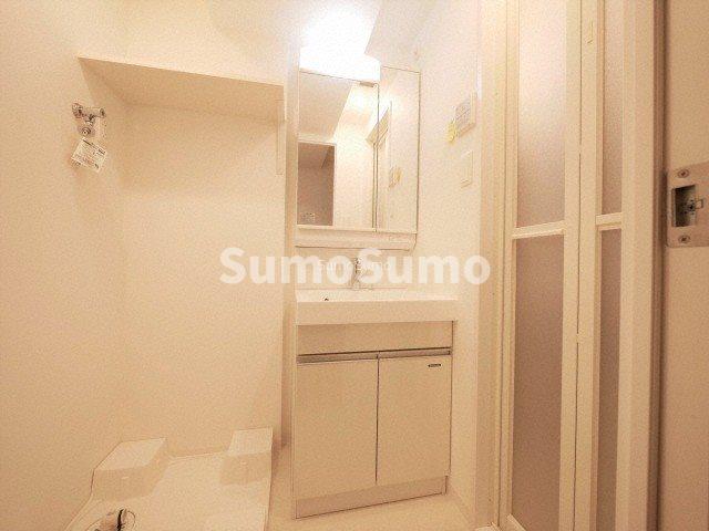 洗面設備　広い洗面スペース