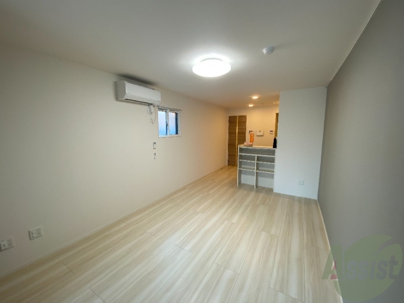 居室・リビング　ＬＤＫです。広々としてきれいですね。