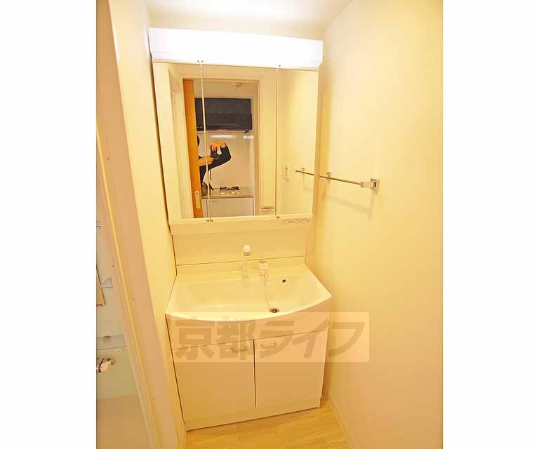 洗面設備　独立洗面台です！