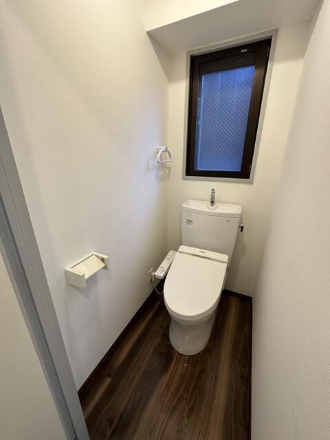 トイレ　デュエル駒込　北区中里１