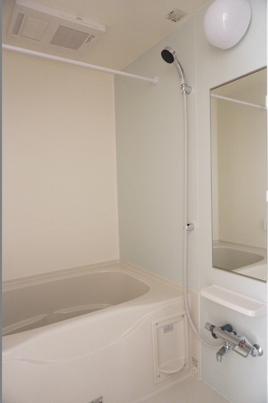 バス・シャワールーム　図面と現状に相違がある場合には現状を優先