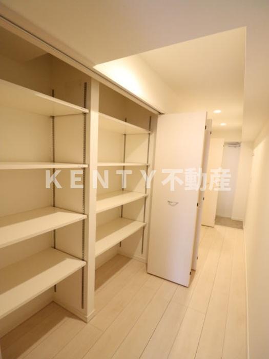 玄関　落ち着いた玄関です