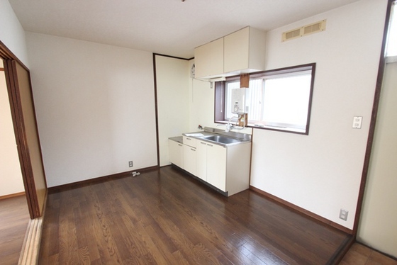 居室・リビング　※別部屋の写真です