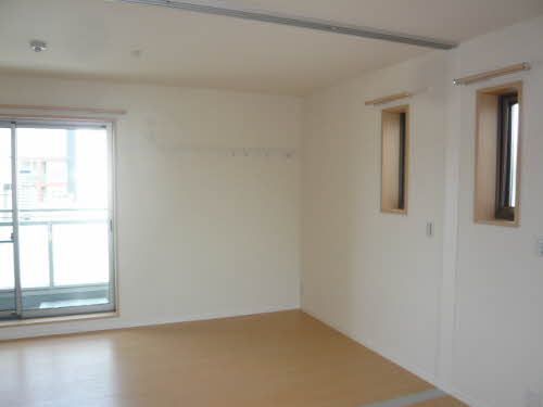 その他部屋・スペース　対面キッチン採用のリビングスペースです。