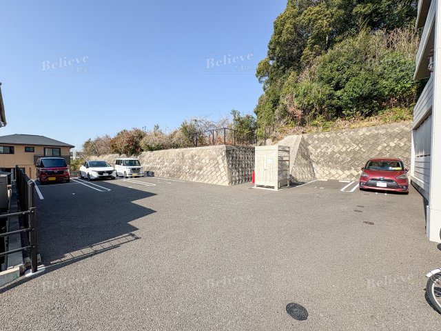 駐車場　駐車スペースもあります☆