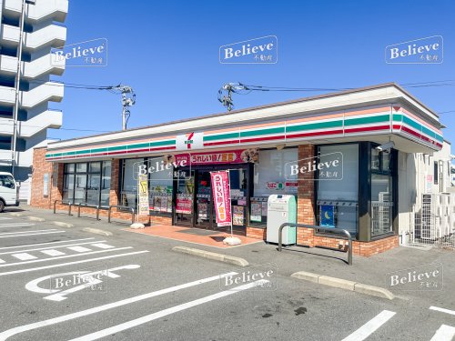 コンビニ　セブンイレブン 久留米朝妻店（コンビニ）まで721m