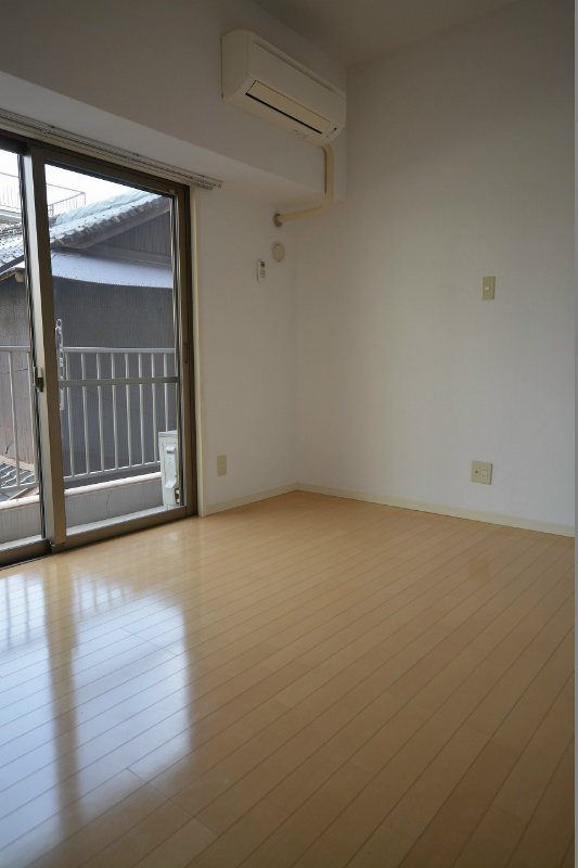 その他部屋・スペース　ベッドルームにもエアコン付