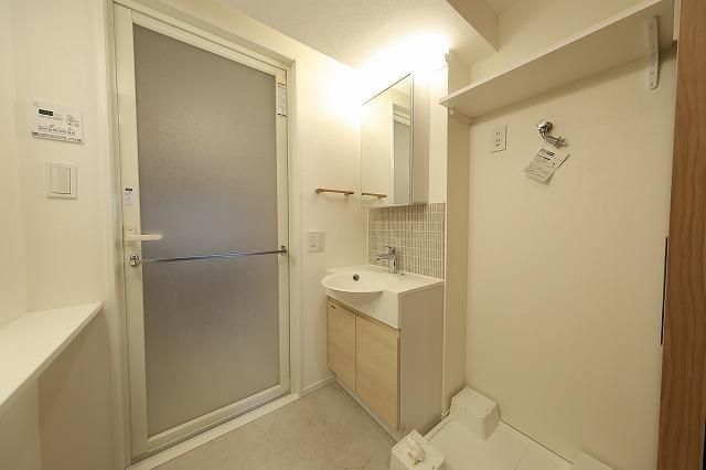 洗面設備　忙しい朝には欠かせない洗面所です