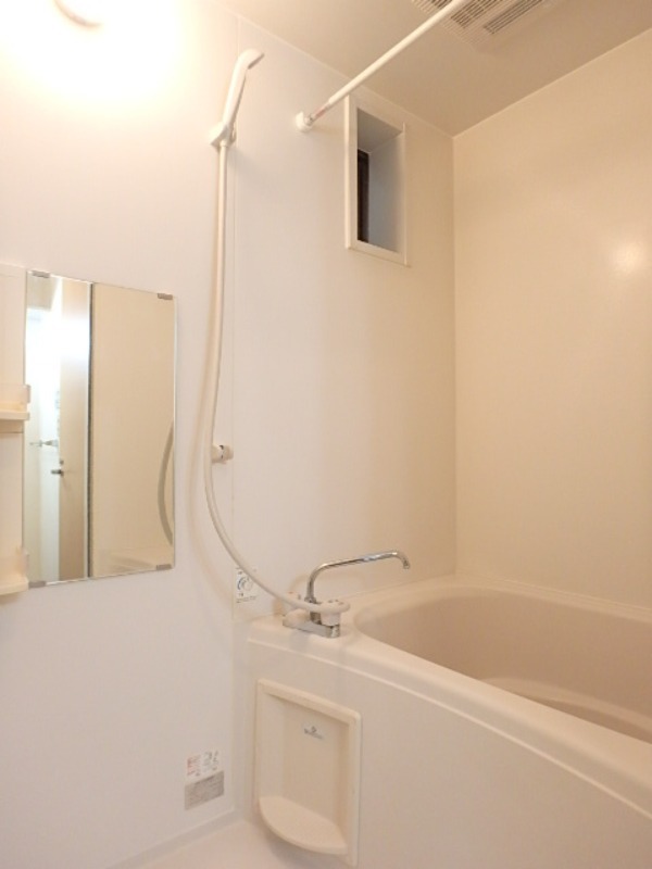 バス・シャワールーム　図面と現状に相違がある場合には現状を優先