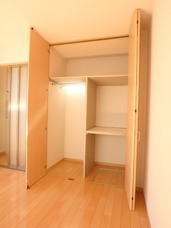 収納　図面と現状に相違がある場合には現状を優先