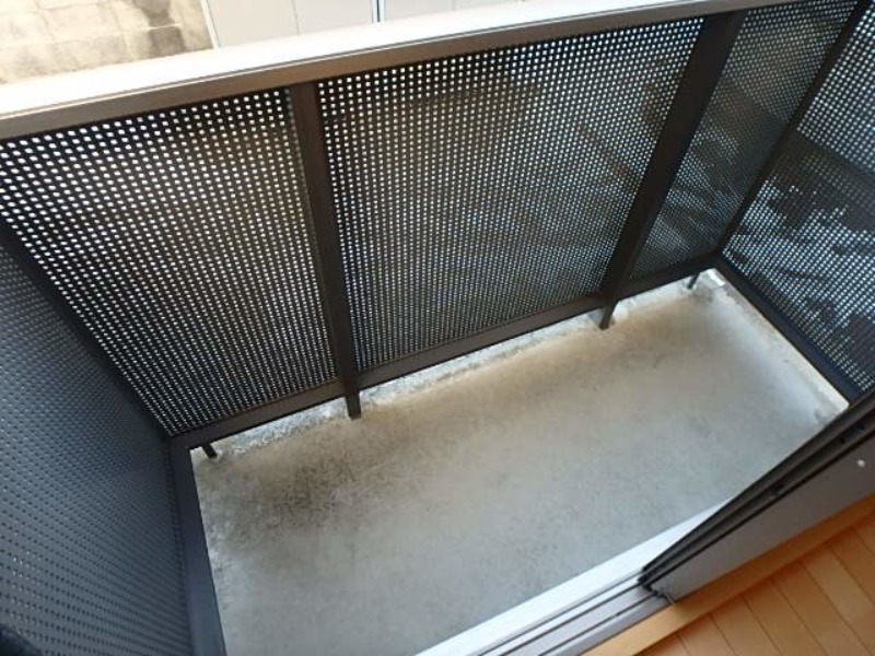 バルコニー　図面と現状に相違がある場合には現状を優先