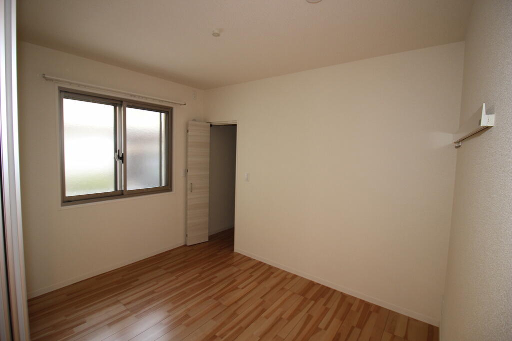 その他部屋・スペース　洋室：画像は同社類似物件の写真