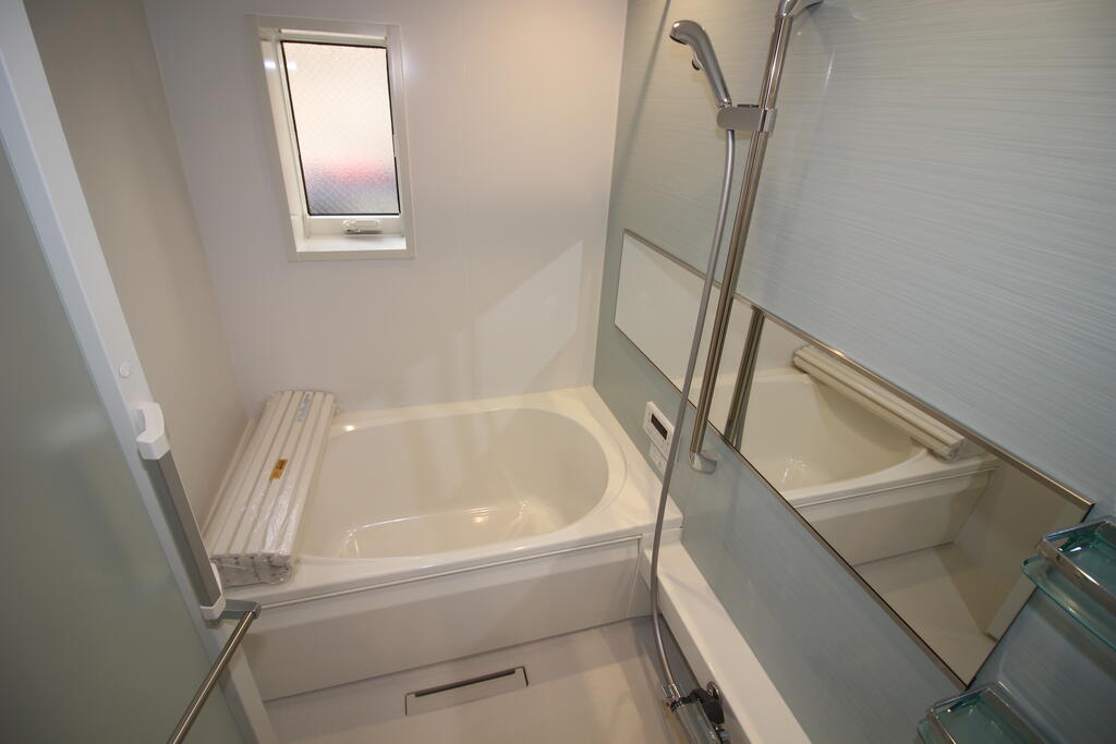 バス・シャワールーム　浴室：画像は同社類似物件の写真