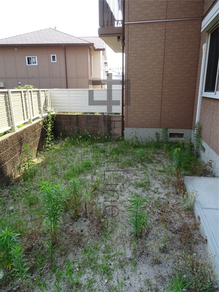 バルコニー　現況優先