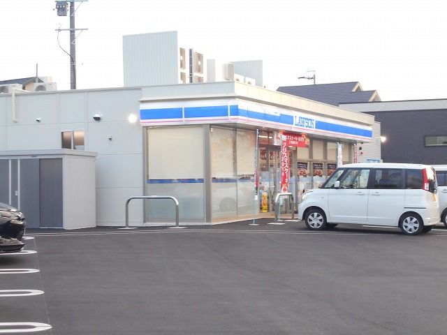 コンビニ　ローソン 岡崎鴨田町店（コンビニ）まで434m