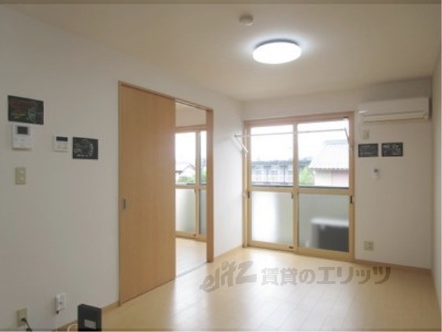 居室・リビング　リビング