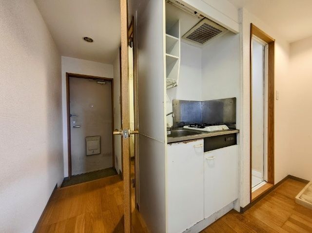 キッチン　ガスコンロ付き