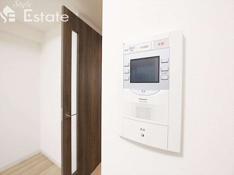 セキュリティ　モニター付きインターホン