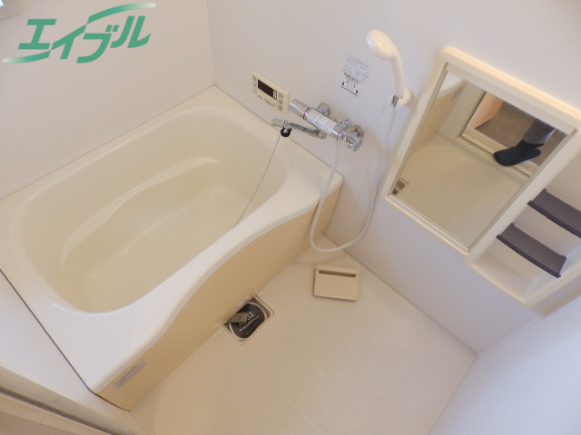 バス・シャワールーム　同物件別部屋の写真