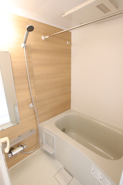 バス・シャワールーム　◆追い焚き・浴室乾燥機付のバスルーム◆